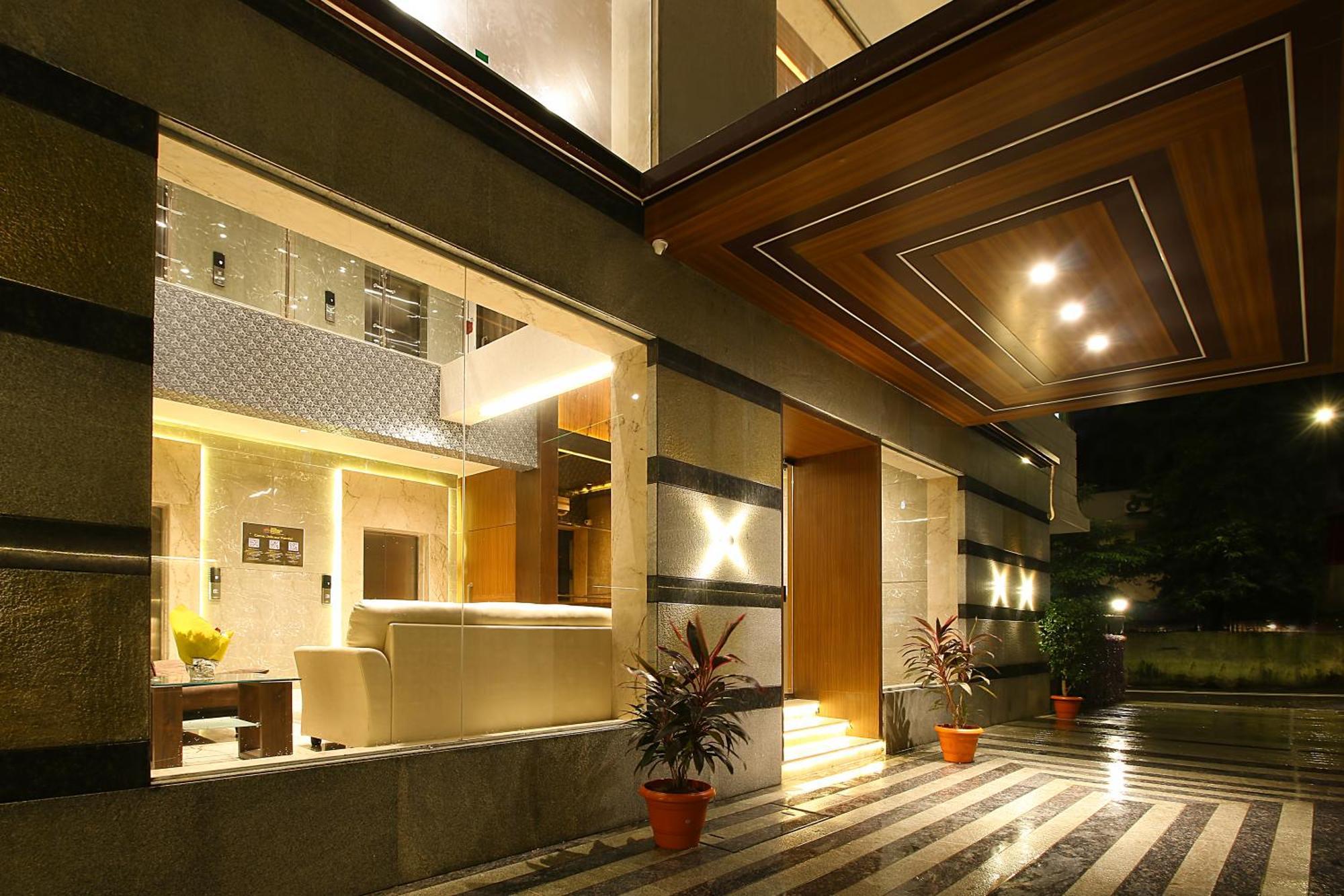 Mumbai House Luxury Apartments Santacruz East, Мумбай Екстериор снимка