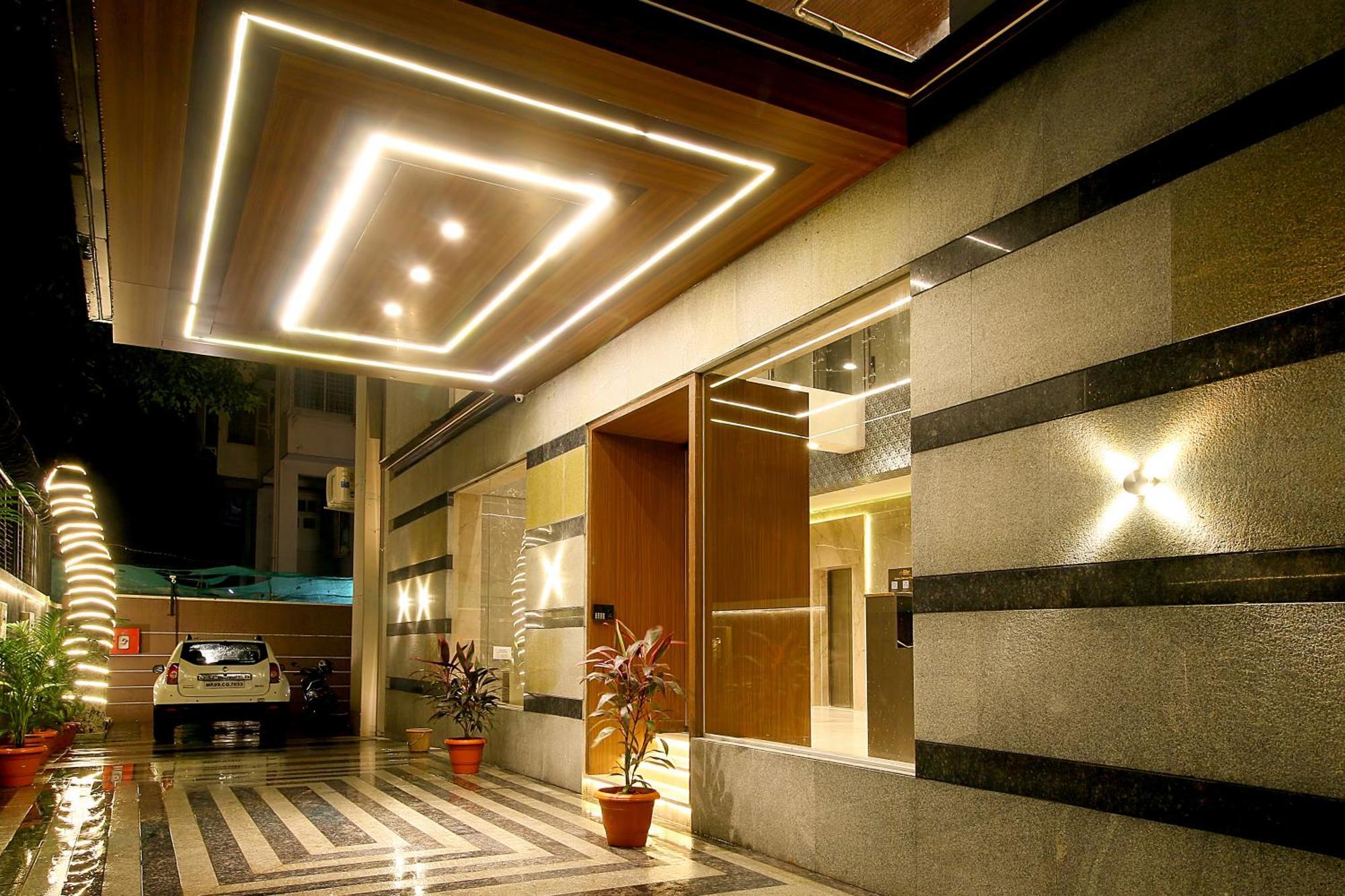 Mumbai House Luxury Apartments Santacruz East, Мумбай Екстериор снимка