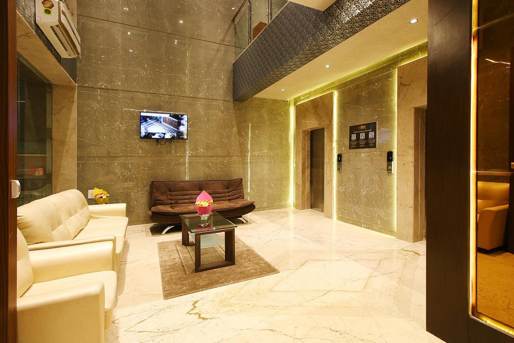 Mumbai House Luxury Apartments Santacruz East, Мумбай Екстериор снимка