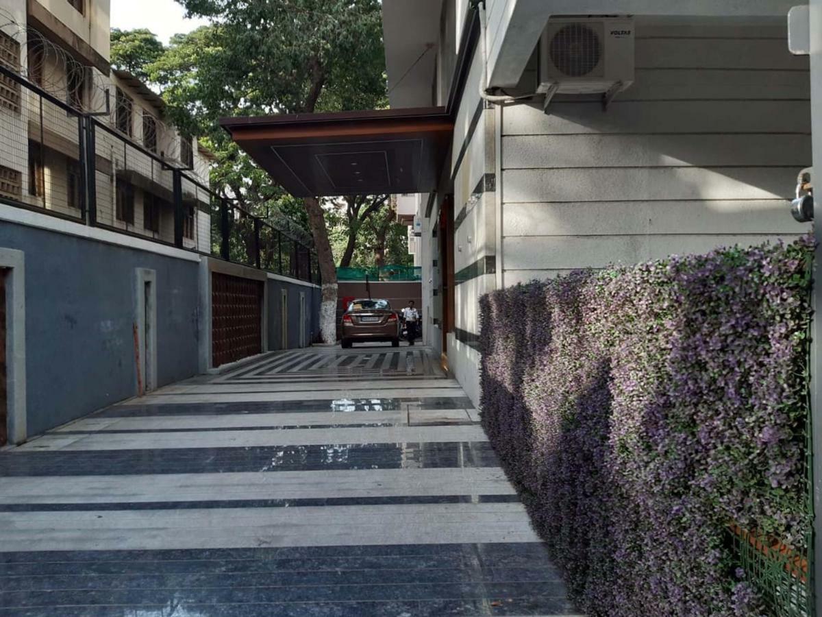 Mumbai House Luxury Apartments Santacruz East, Мумбай Екстериор снимка